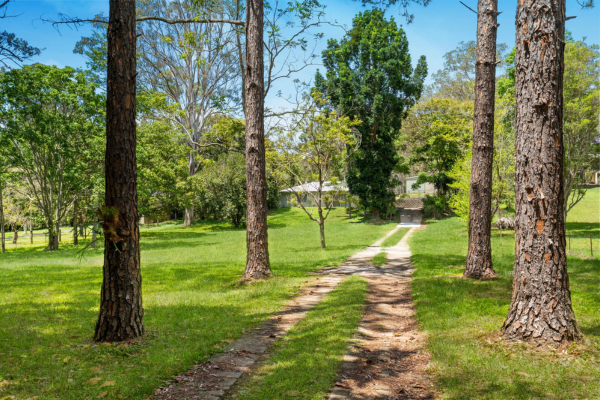 35 Whiteside Road, Whiteside